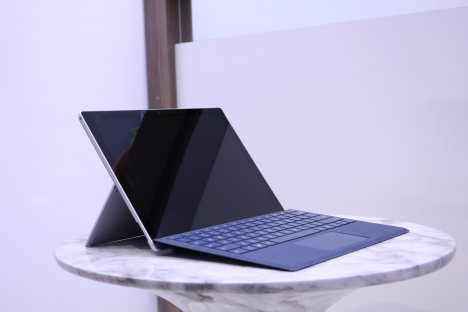 Surface Pro 6 ( i7/16GB/512GB ) + Type Cover 2